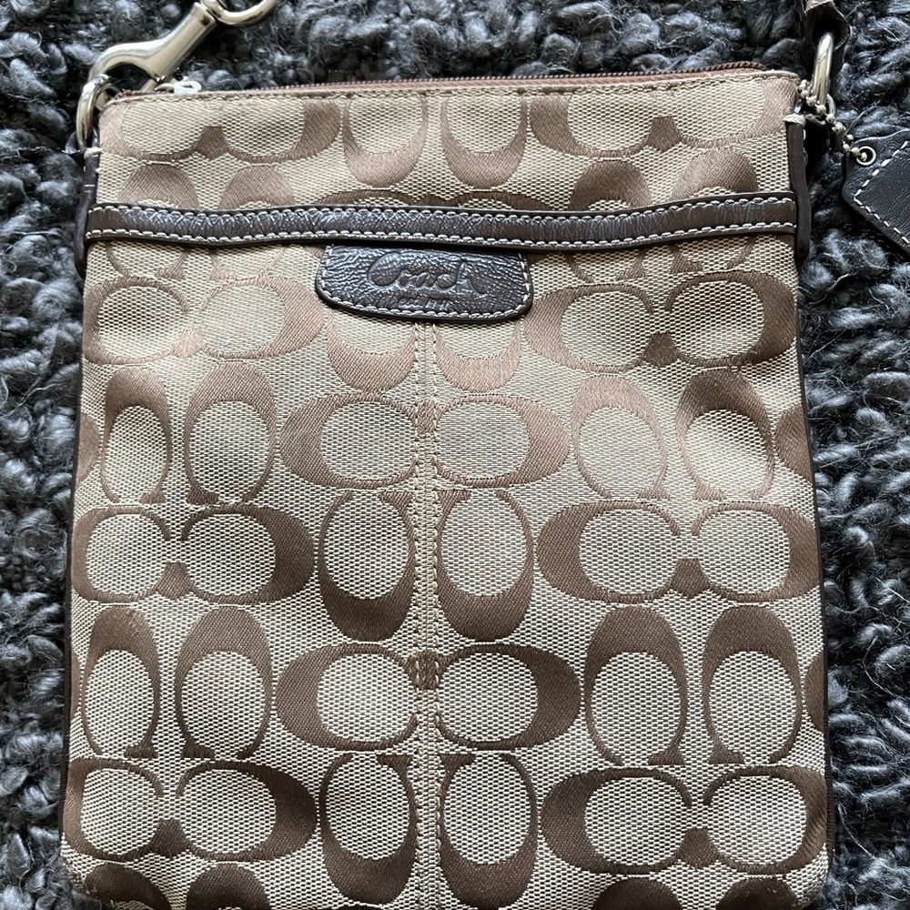 Coach side crossover bag, small, brown, used - Picture 4 of 5